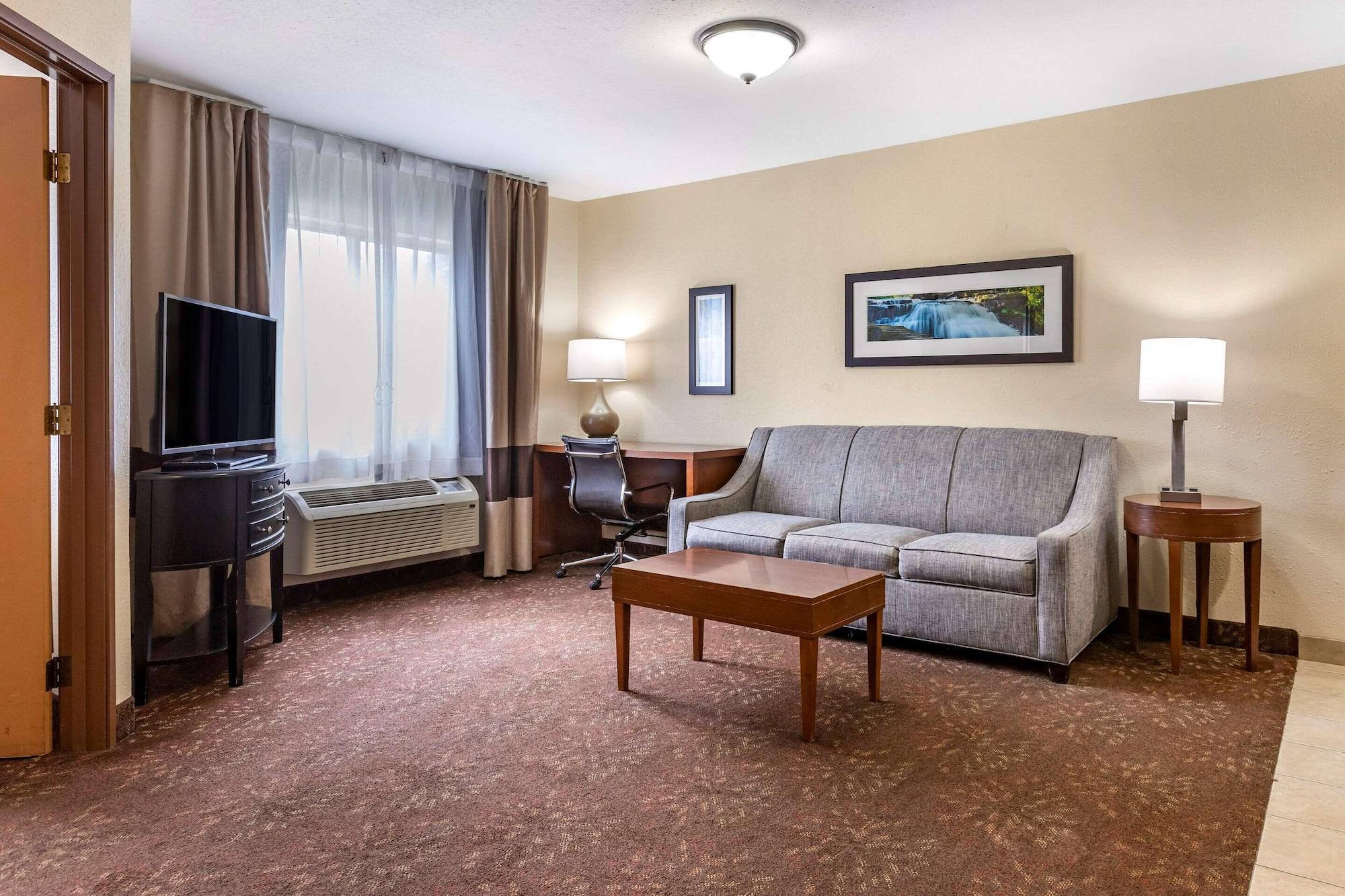Comfort Inn Okemos - East Lansing Extérieur photo