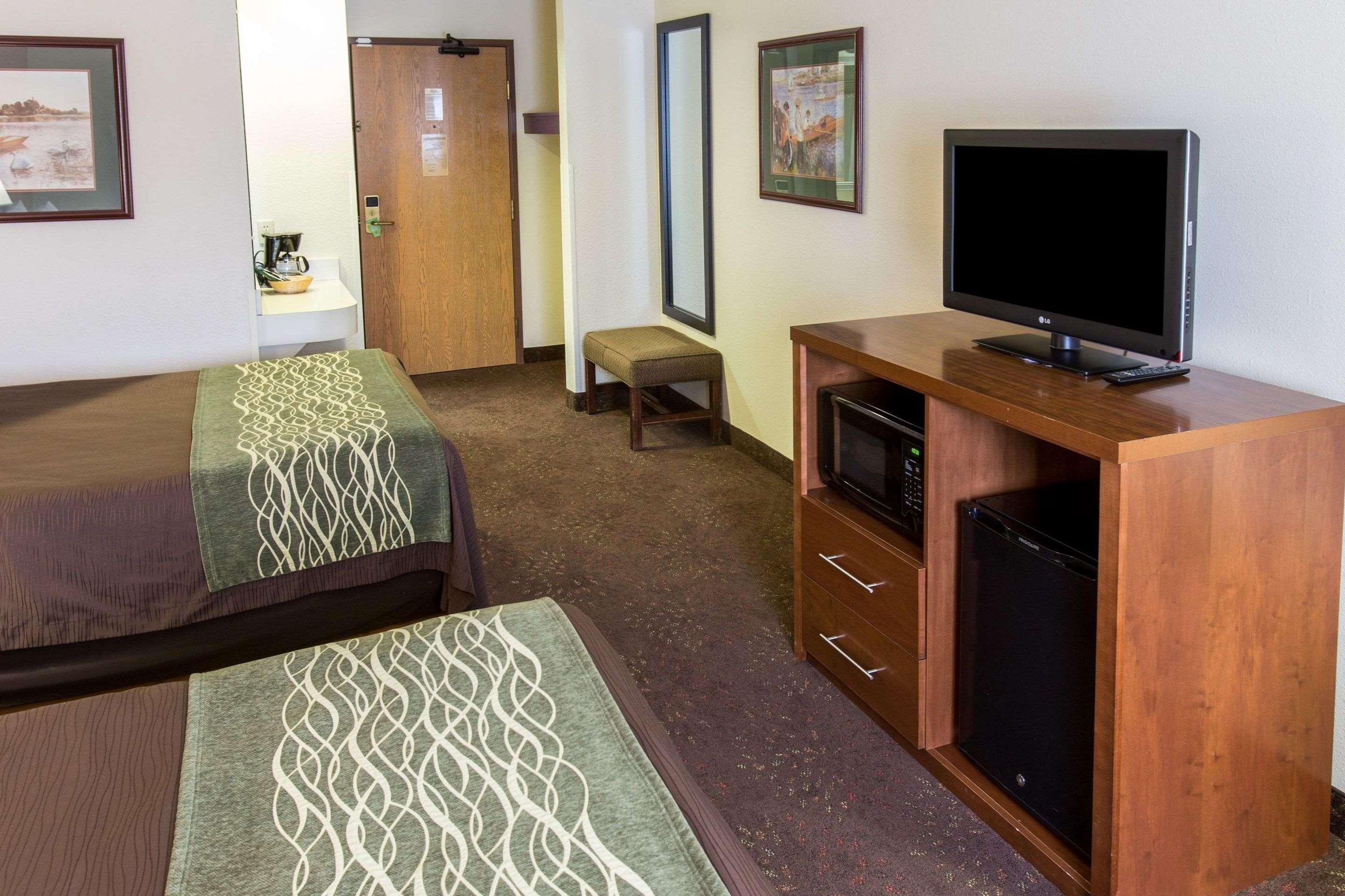 Comfort Inn Okemos - East Lansing Extérieur photo