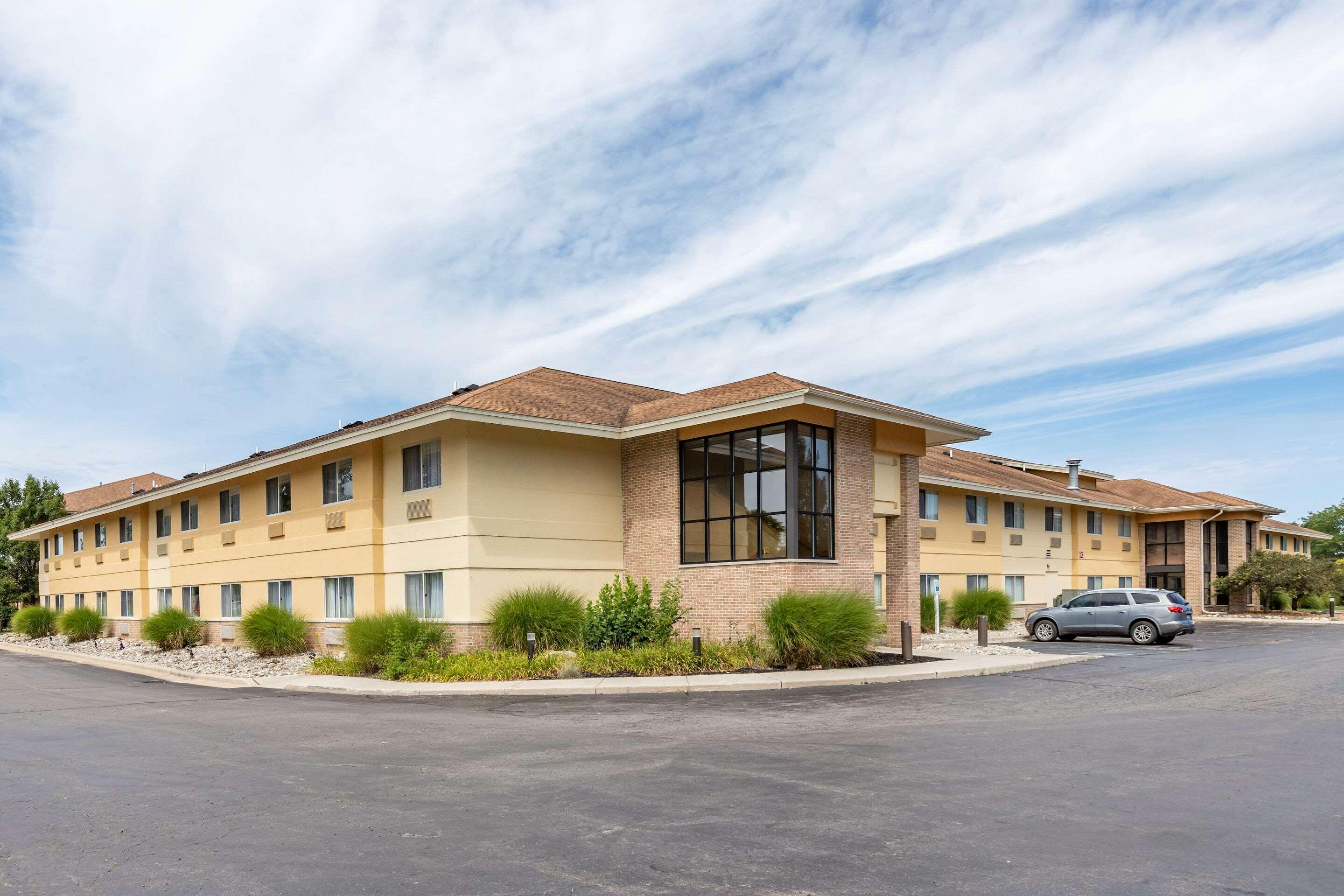 Comfort Inn Okemos - East Lansing Extérieur photo