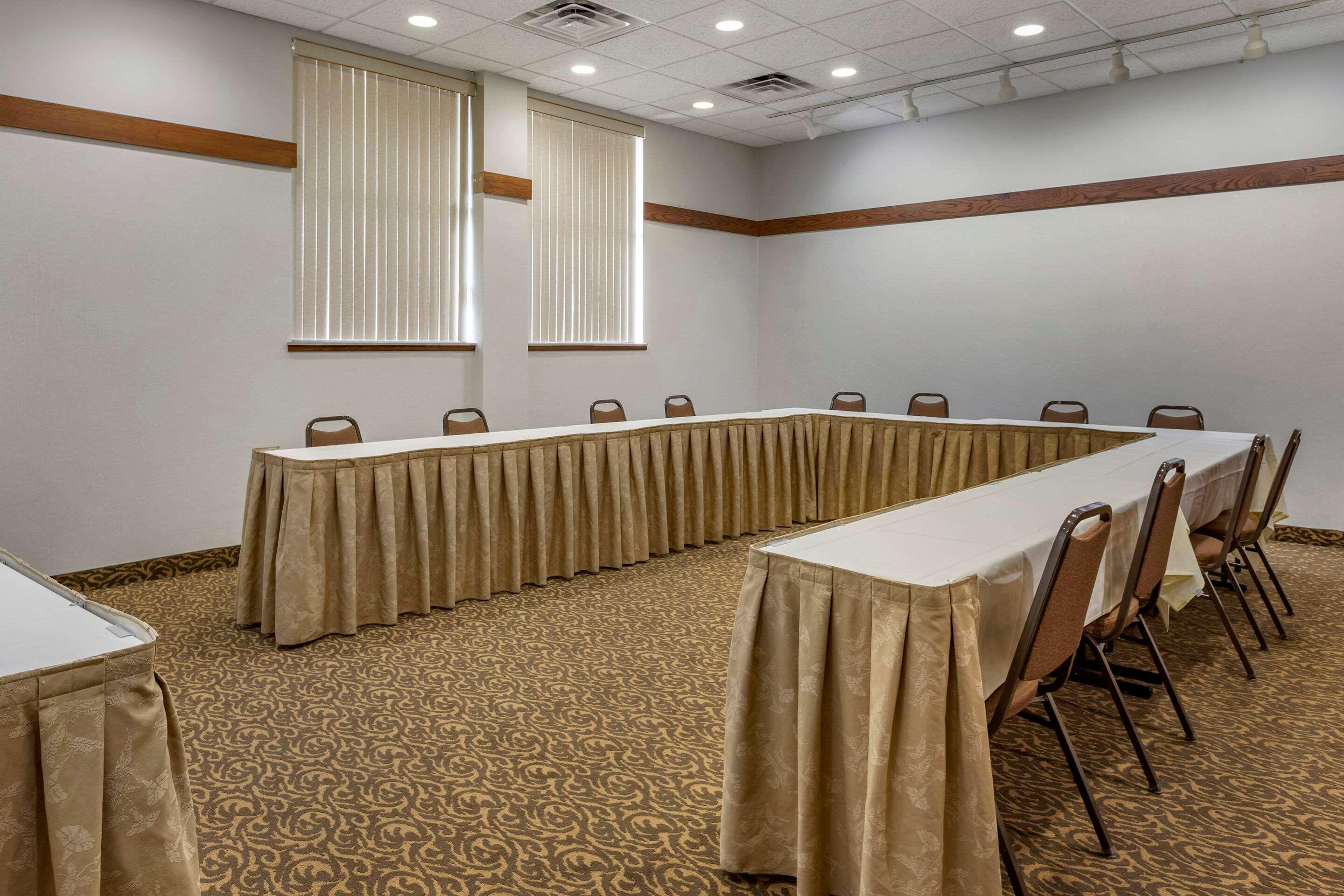 Comfort Inn Okemos - East Lansing Extérieur photo