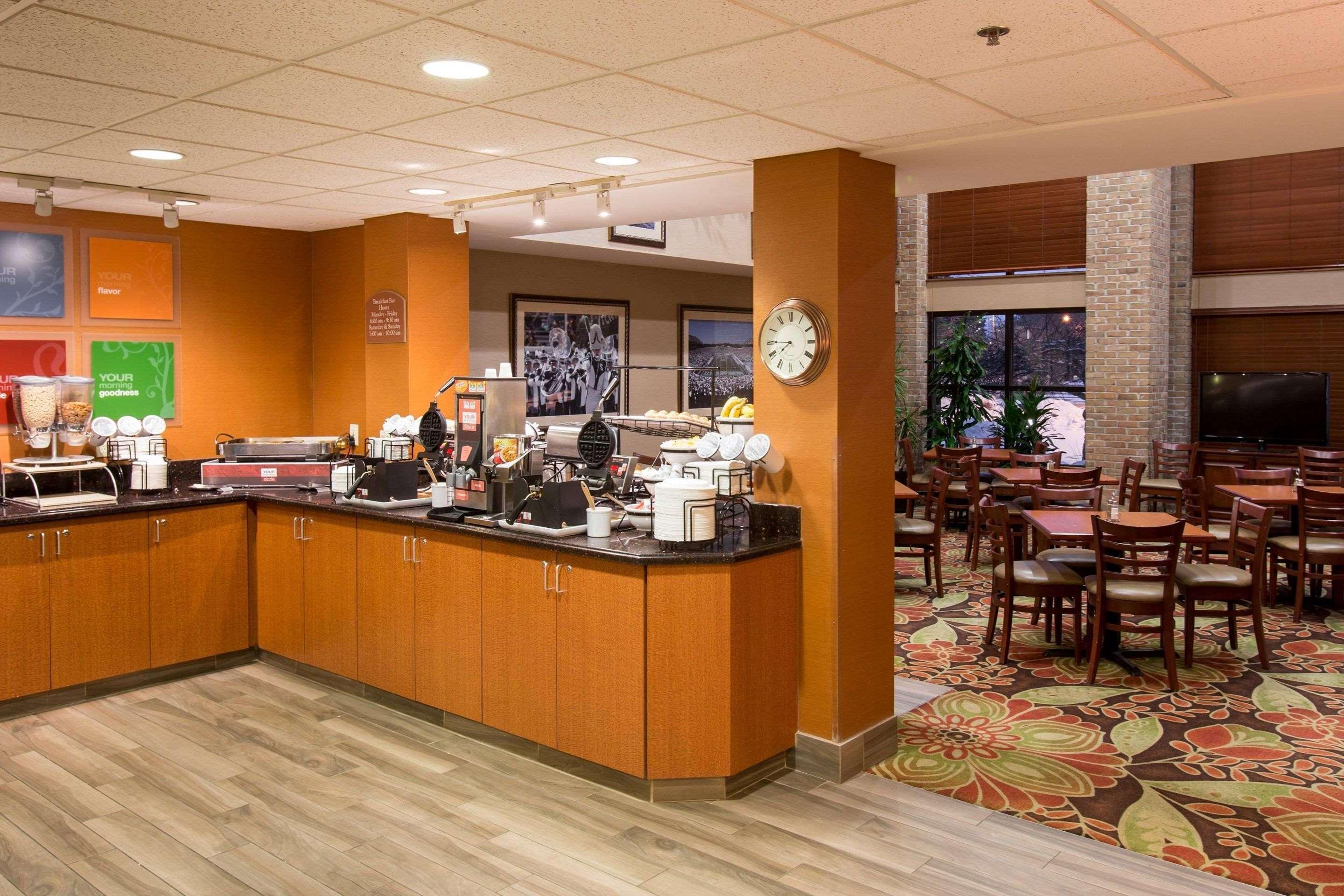 Comfort Inn Okemos - East Lansing Extérieur photo